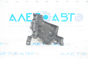 Rear bumper mount right under the lamp Chevrolet Equinox 18-19