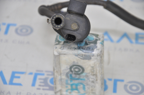 Electromagnetic valve with branch pipe Audi Q5 8R 13-17 2.0T