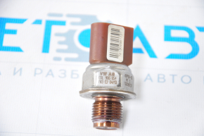 Fuel pressure sensor VW Passat b7 12-15 USA 2.0TDI