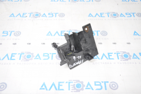 Air conditioner radiator condenser mount lower left Jaguar F-Pace X761 17 - broken latch