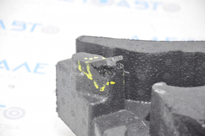 Foam plastic for Jaguar F-Pace X761 17 tool - cracks