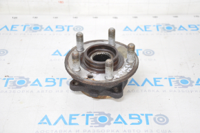 Front left hub Jaguar F-Pace X761 17-18 AWD rusty