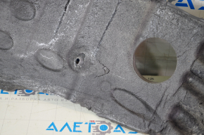 Soundproofing of the wing arch rear right upper Tesla Model Y 20 - tears