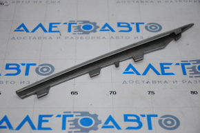 Front bumper molding right BMW X5 E70 11-13 rest, scratches