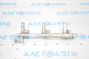 Fuel rail right Jaguar F-Pace X761 17-20 AJ126 without sensor