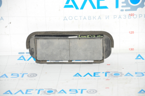 Left ventilation shield Nissan Leaf 11-17 broken fastening