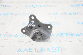 Rear left shock absorber bracket Toyota Highlander 20- upper