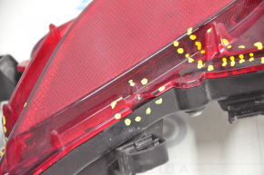Rear bumper reflector right Toyota Highlander 20 - cracks, chips