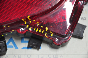 Rear bumper reflector right Toyota Highlander 20 - cracks, chips