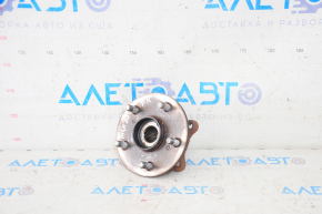 Front right hub Toyota Highlander 20-