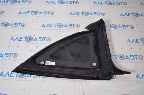 Rear right blind glass window Tesla Model Y 20 - seal defect