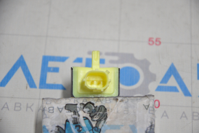 Airbag sensor in the center pillar left Toyota Highlander 20-