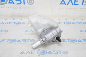 Brake master cylinder with reservoir Jaguar F-Pace X761 17-20 with cover