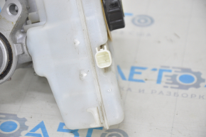 Brake master cylinder with reservoir Jaguar F-Pace X761 17-20 with cover