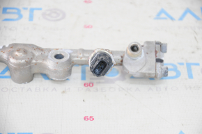 Fuel rail high pressure left Toyota Highlander 20-22 3.5 with sensor
