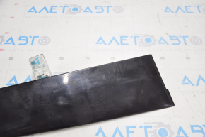 Door trim side front left Toyota Highlander 20- scratches