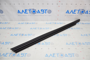 Glass seal inside front left door Toyota Highlander 20-