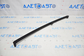 Rear left door glass guide Toyota Highlander 20- scratch
