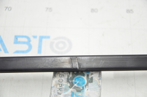 Rear left door glass guide Toyota Highlander 20- scratch