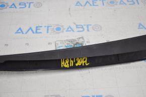 Door trim inner front left Toyota Highlander 20- scratches