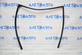 Rear left glass seal Toyota Highlander 20 - scratches, faded