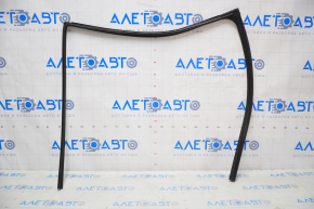 Rear left glass seal Toyota Highlander 20 - scratches, faded