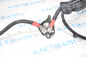 Jaguar F-Pace X761 17 battery cable - insulation is torn
