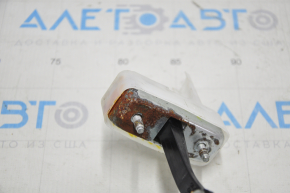 Toyota Highlander 20 rear left door limiter - rusty
