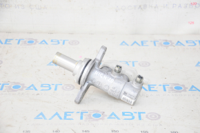 Master brake cylinder with reservoir Toyota Highlander 20- 2.4t, 3.5