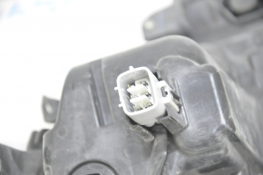 Headlight front left complete Toyota Camry v70 18-20 halogen + LED, sand, peeled varnish, cobweb, drops of gel from the inside