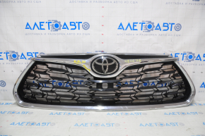 Grill grill Toyota Highlander 20- under the camera with the emblem, chrome, pokes on chrome, sand