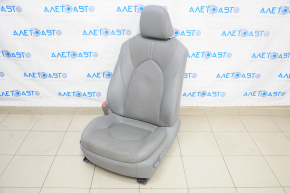 Driver's seat Toyota Highlander 20-21 with airbag, electric, heated, ventilated, grey leather, Limited, water damage, dry cleaning, electrics not working, plastic turned white, scratches