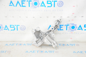 Engine mount bracket right Toyota Highlander 20-22 3.5 on engine
