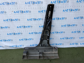 The central right body pillar of Nissan Rogue 14-20 is sawed off