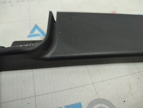 Door trim inner front right Toyota Highlander 20- scratches