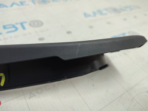Door trim inner front right Toyota Highlander 20- scratches