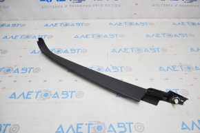 Door trim inner front right Toyota Highlander 20- scratches