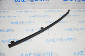 Rear right door glass guide Toyota Highlander 20 - scuff