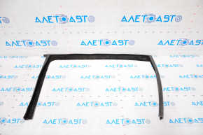 Rear left window seal for Mercedes W221