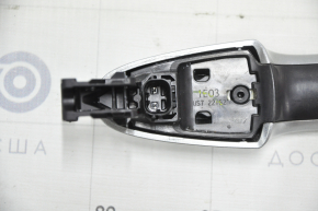 Door handle outer front right Toyota Highlander 20- keyless