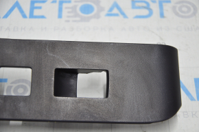 Front right window lift control trim Toyota Highlander 20 - black, scratches, broken mount