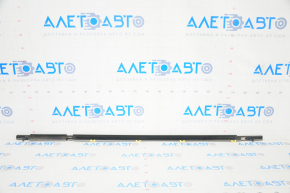 Molding door-glass central rear left Toyota Highlander 20- chrome