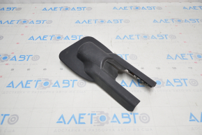 Seat runner trim 2nd row left inner Toyota Highlander 20- scratches
