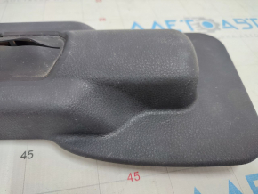 Seat runner trim 2 row right inner Toyota Highlander 20-scratches