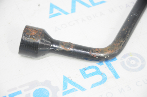 Wheel spanner Toyota Highlander 20- rusty