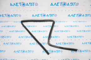 Rear left window seal for Suzuki Kizashi 10-15