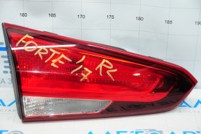 Inner taillight trunk lid left Kia Forte 4d 17-18 rest halogen, scratches, cracks