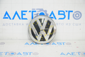 VW Jetta 19 radiator grille emblem - under distronic, sand
