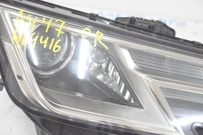 Front right headlight complete Audi A4 B9 17-19 xenon+LED, broken fastener, sand