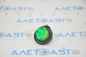 Fuel filler cap Audi A4 B9 17 - fastener torn off